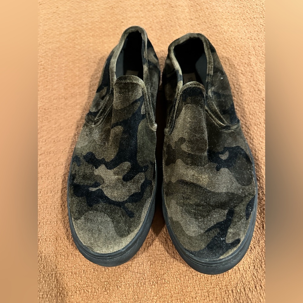 Steve Madden Camo shoes
